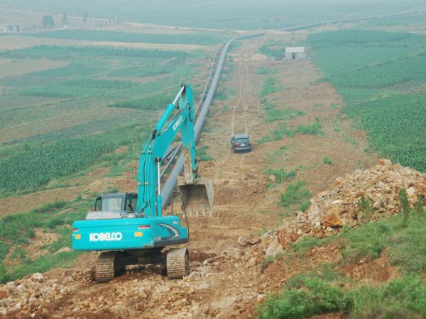 ​山东天然气管网工程泰安-青岛干线工程线路施工